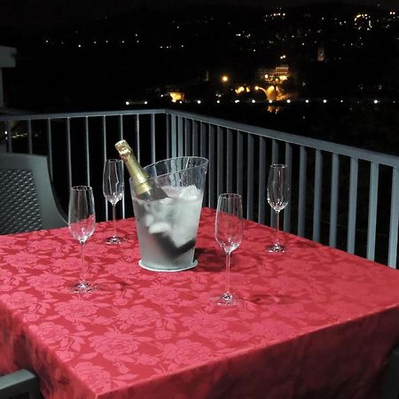 Apartamento Amarante - Vista Sao Goncalo Zimmer foto